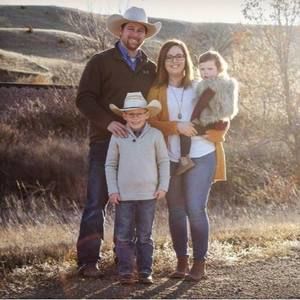 Meet your Posher, Kacee